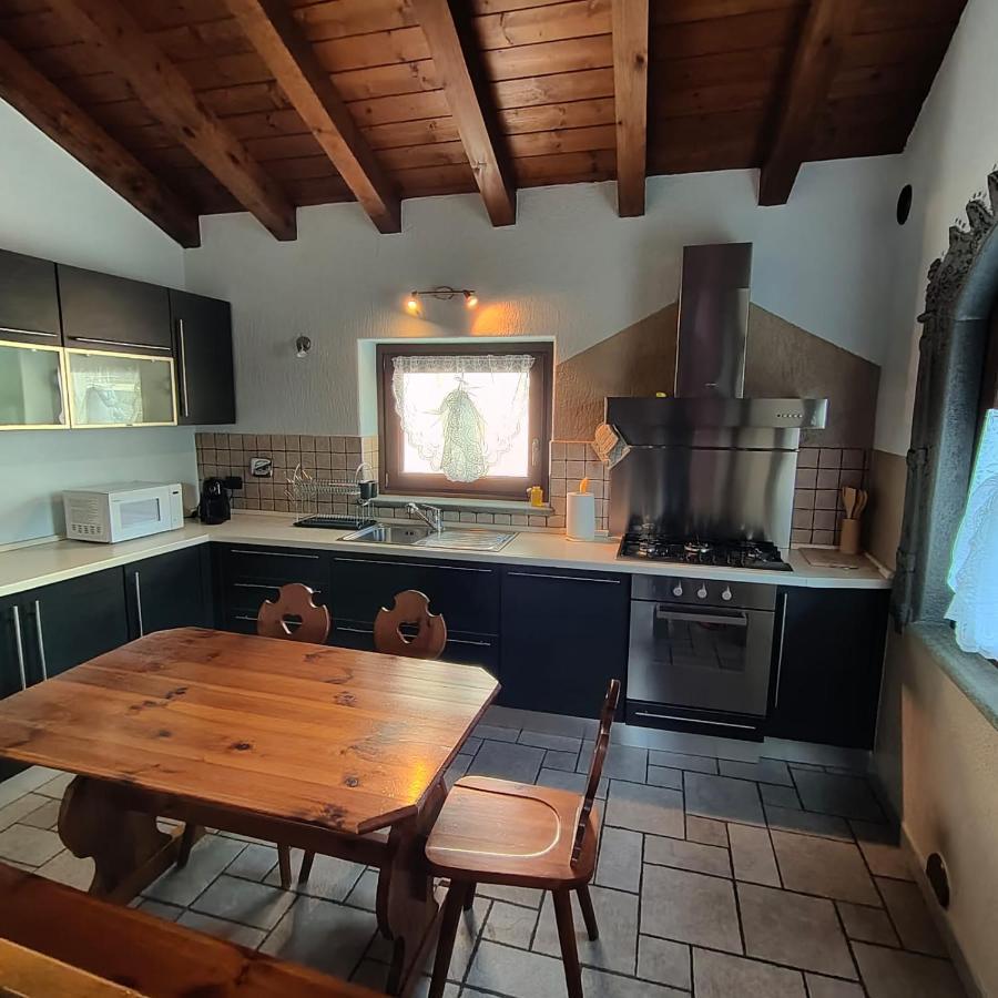 La Maison Lilla Fenis Exteriér fotografie